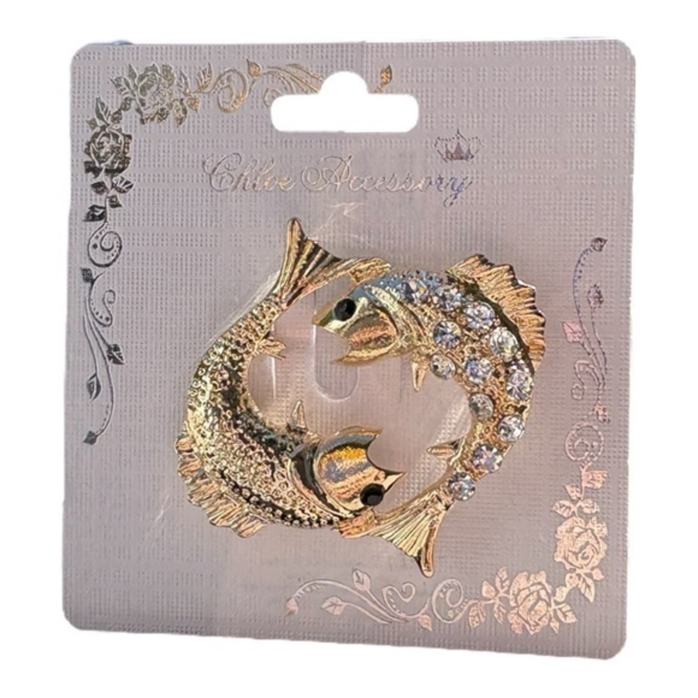 3/$25 Chloe Accessory Gold Tone Pisces Zodiac Fish Pin Brooch